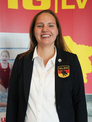Vizepräsidentin: Sari-Angès Thren